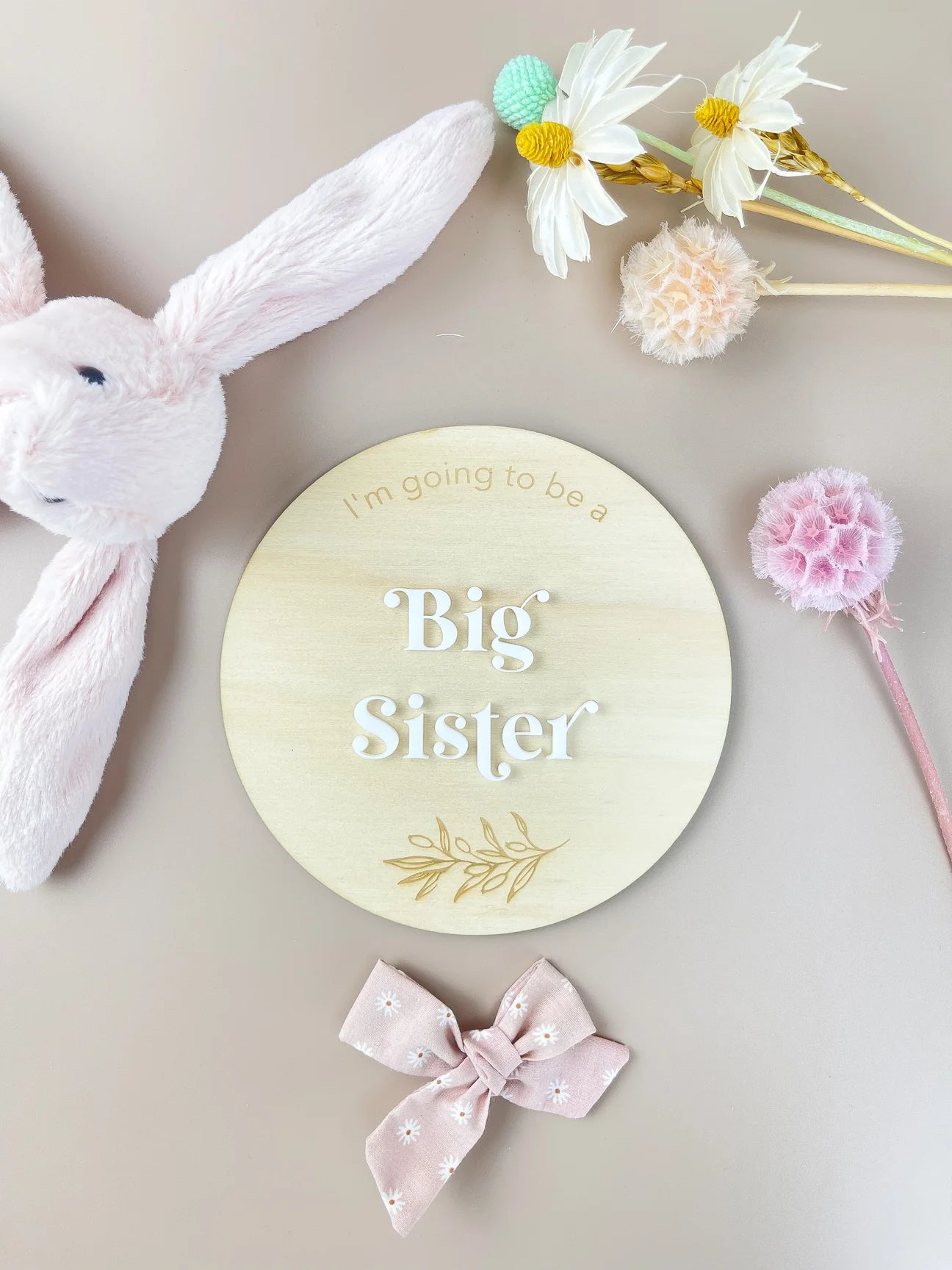 I'm going to be a big sister - white acrylic -Pregnancy Announcement Plaque